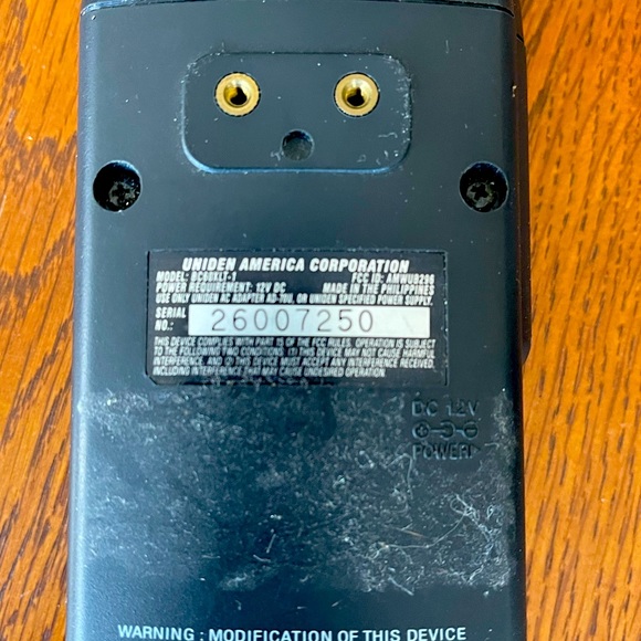 Uniden Bearcat BC60XLT-1 Scanner 30 Channel Programmable Scanner - Picture 4 of 5